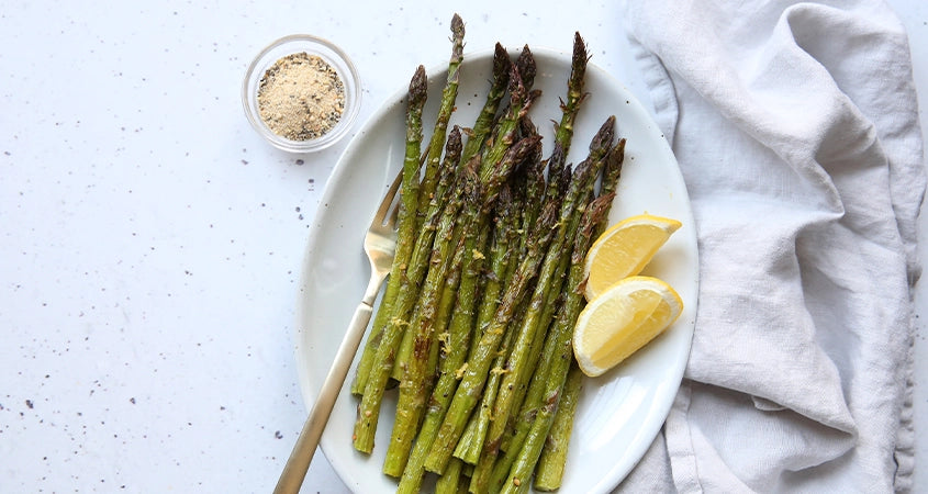 GARLIC LEMON ROASTED ASPARAGUS