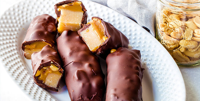 NO-BAKE SNICKERS BARS